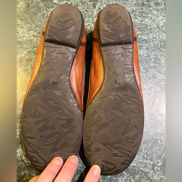 Nine West Brown Leather Loafers size 7.5 - Picture 2 of 4